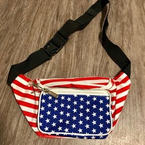 American flag-printed fanny pack
